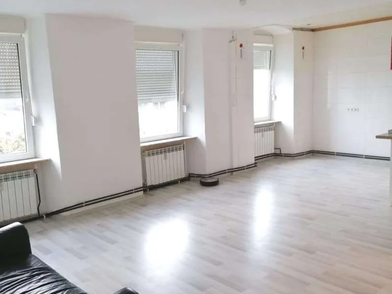 Zona de estar del edificio plurifamiliar en Holzhausen