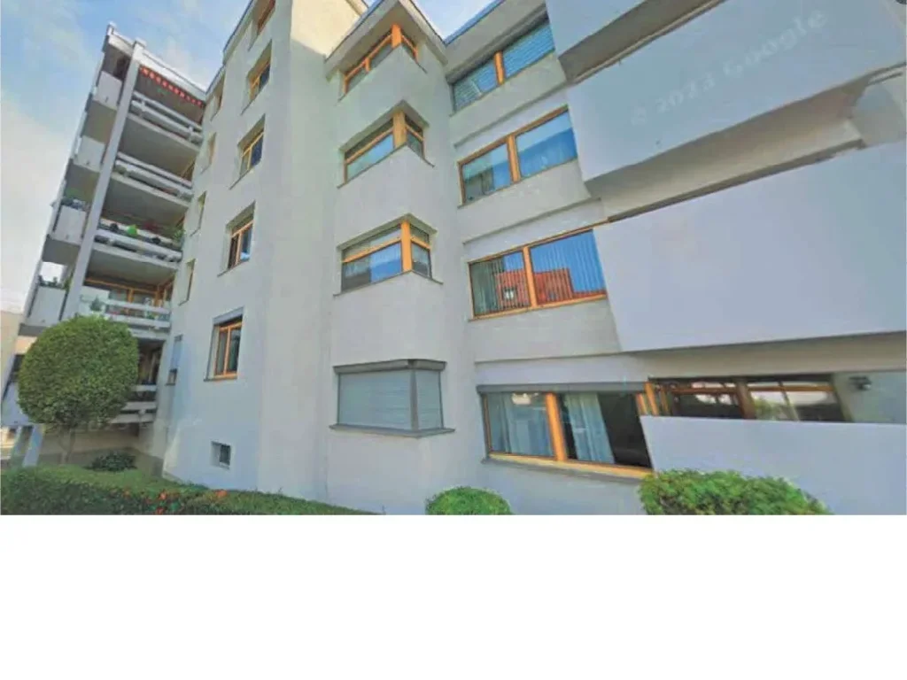 Luminoso piso de 4,5 habitaciones parcialmente reformado en Bad Homburg
