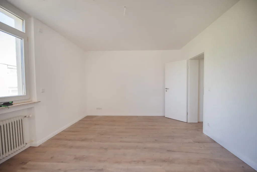 Luminoso piso de 4,5 habitaciones parcialmente reformado en Bad Homburg